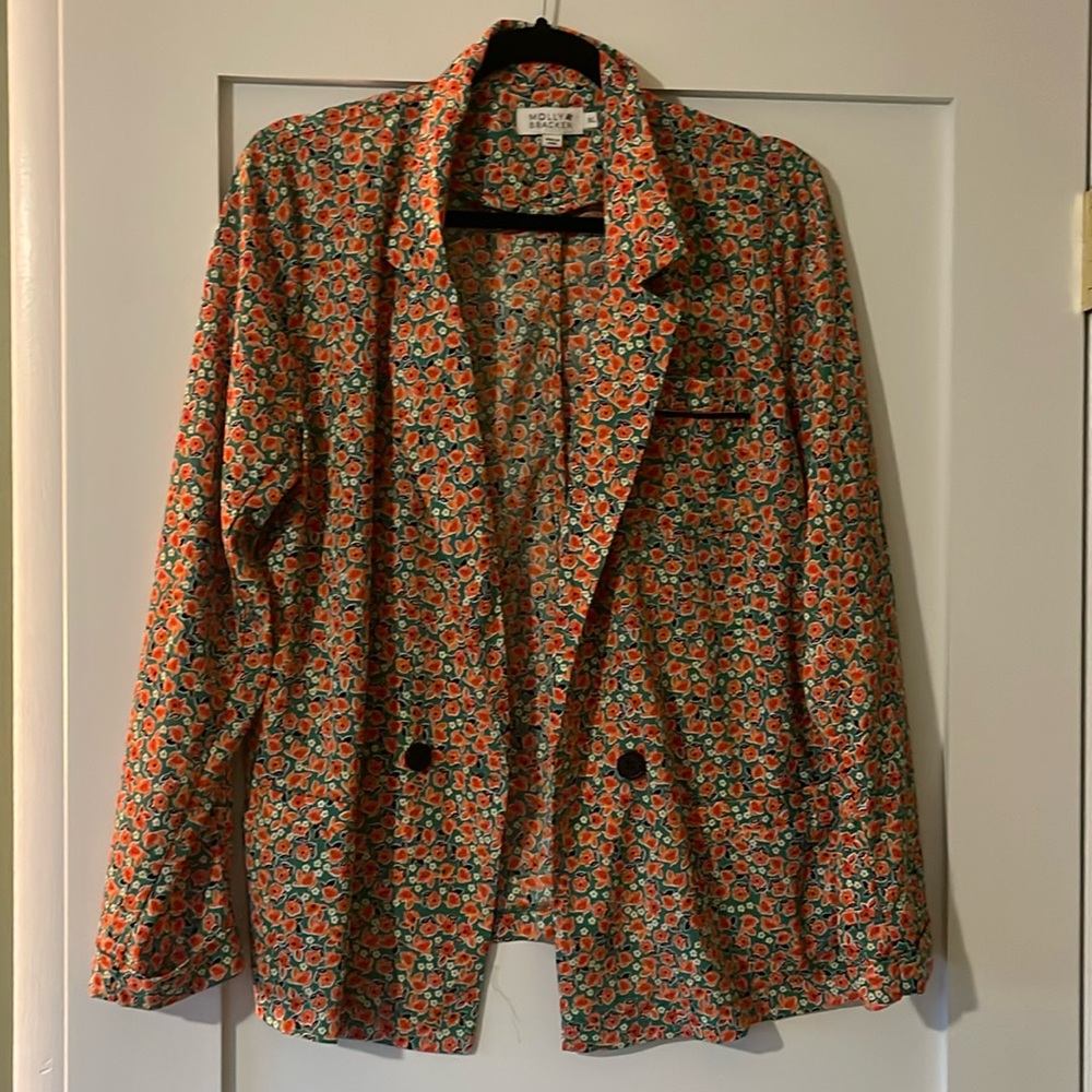 Lightweight Floral Blazer